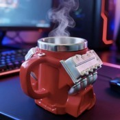 Кружка "V8", червоний