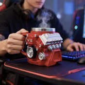 Кружка "V8", червоний